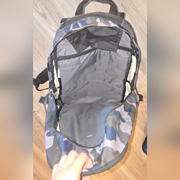 Nike black and grey camo backpack - Picture 1 of 4